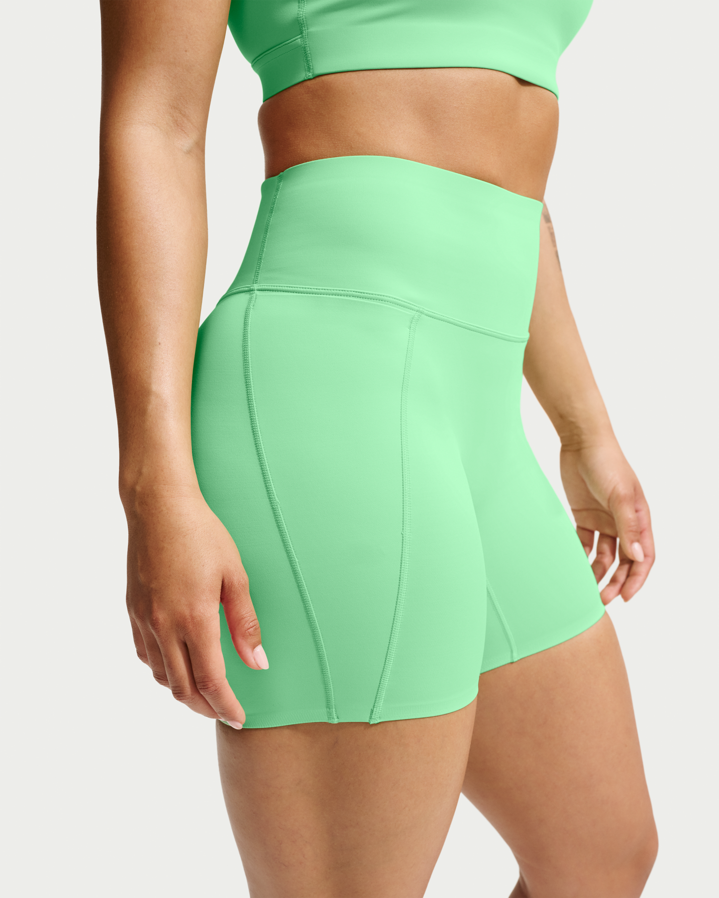Nike Universa Women's High-Waisted 12.5cm (approx.) Biker Shorts with No Front Seam - Illusion Green/Light Green Spark/Green Spark - View 7