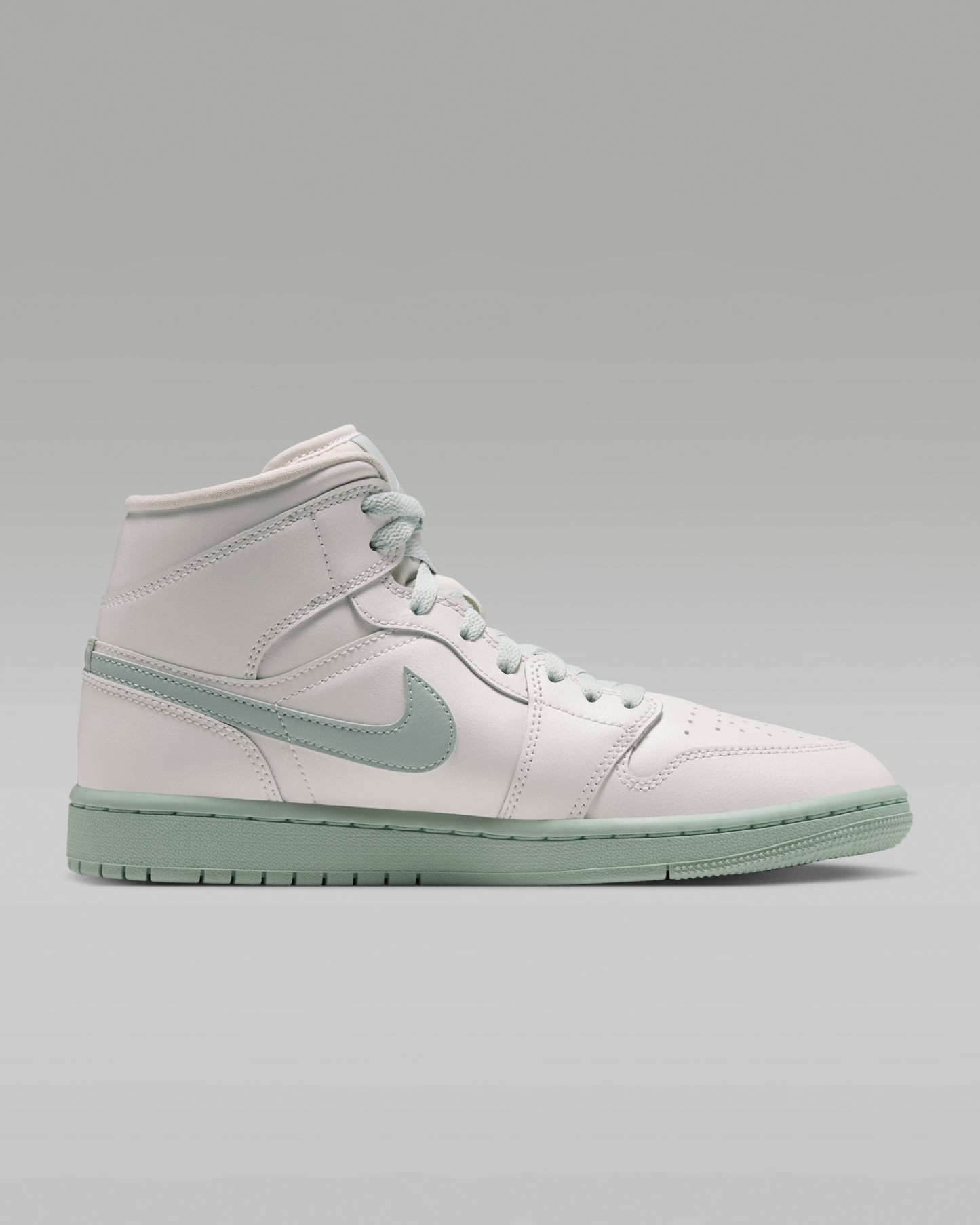 Air Jordan 1 Mid Women's Shoes - Sail/Pistachio Frost - View 3