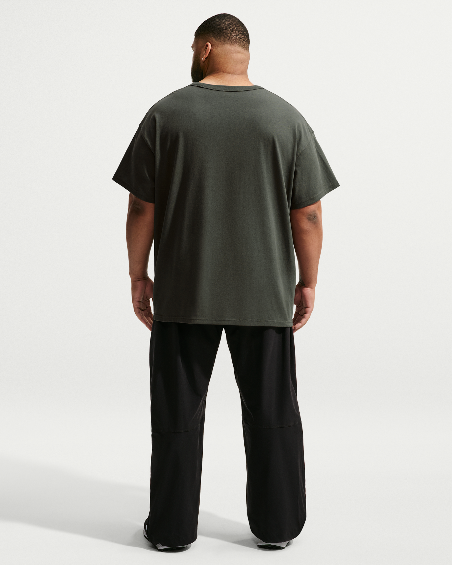 Nike Sportswear Premium Essentials Men's T-Shirt - Newsprint - View 10