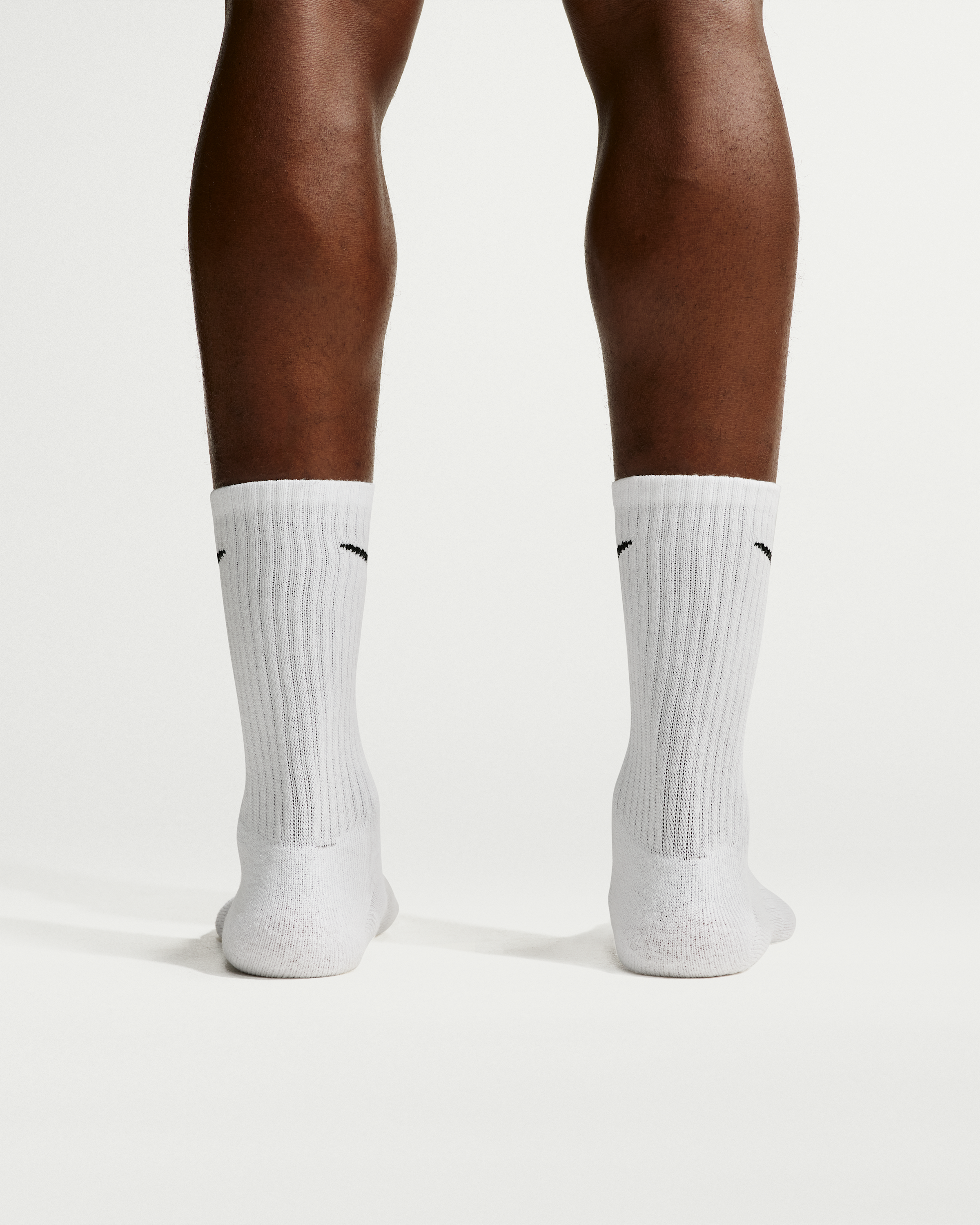 Nike Everyday Cushioned Training Crew Socks (6 Pairs) - White/Black - View 5