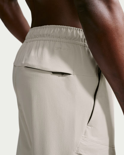 Nike Unlimited Men's Dri-FIT Versatile Cargo Trousers - Light Orewood Brown/Black/Light Orewood Brown - View 3