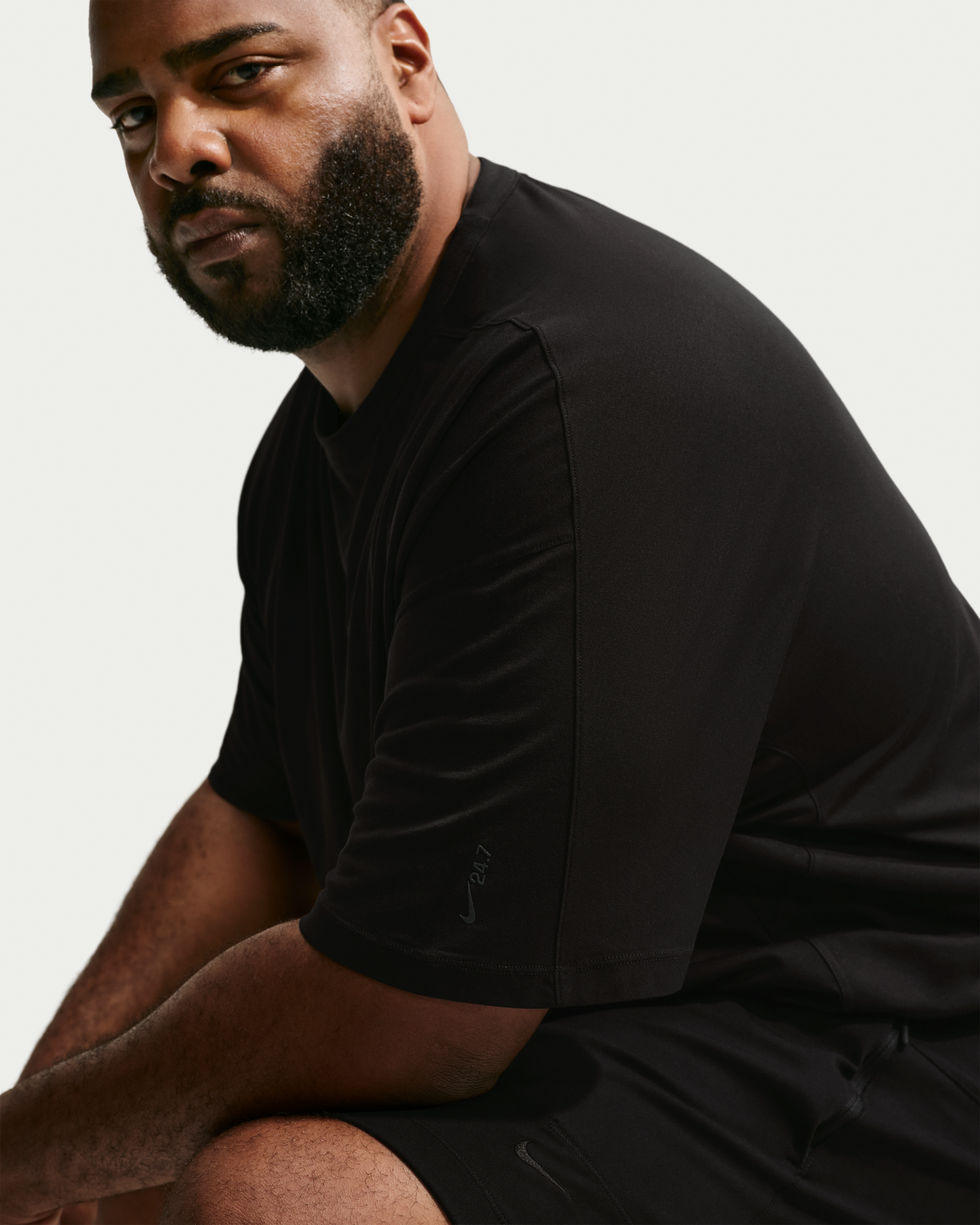 Nike 24.7 ImpossiblySoft Light Men's Dri-FIT Short-Sleeved T-Shirt - Black/Black/Dark Smoke Grey - View 9