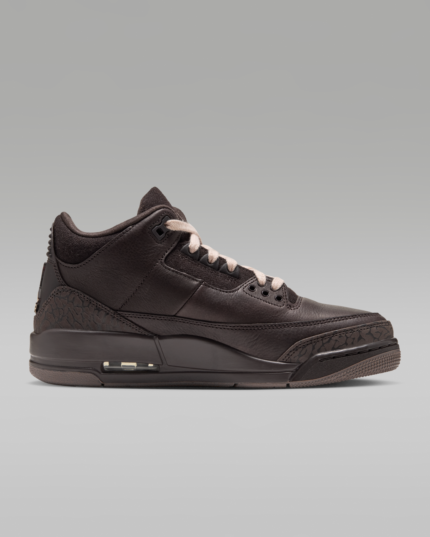 Air Jordan 3 Retro 'Fireside' Women's Shoes - Velvet Brown/Light British Tan/Rust Pink/Pearl White - View 3