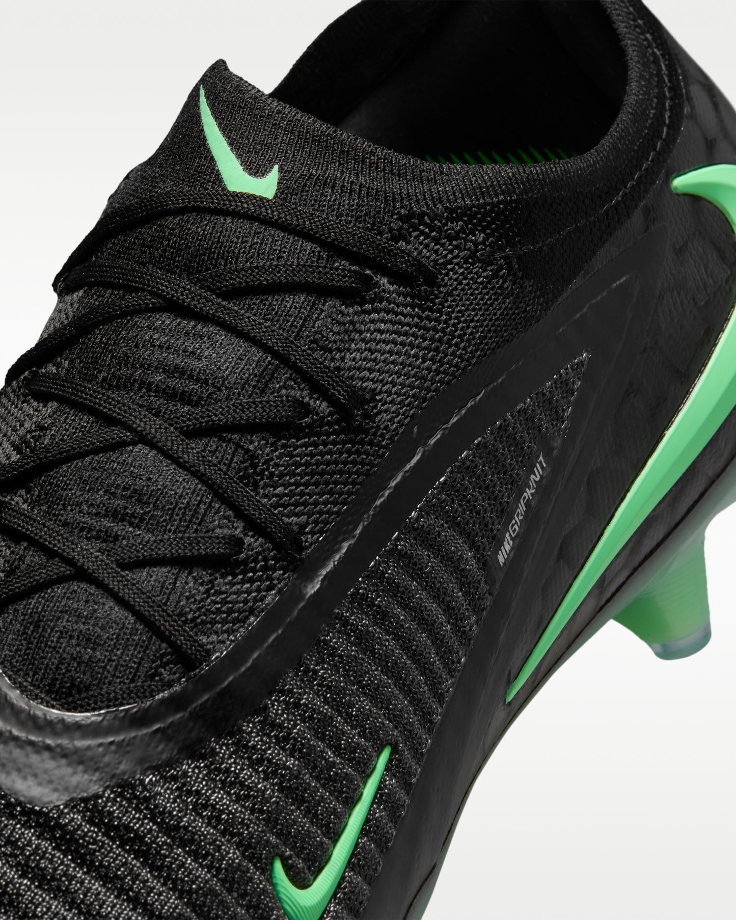 Nike Phantom 6 Low Elite Firm-Ground Football Boot - Black/Black/Illusion Green - View 8