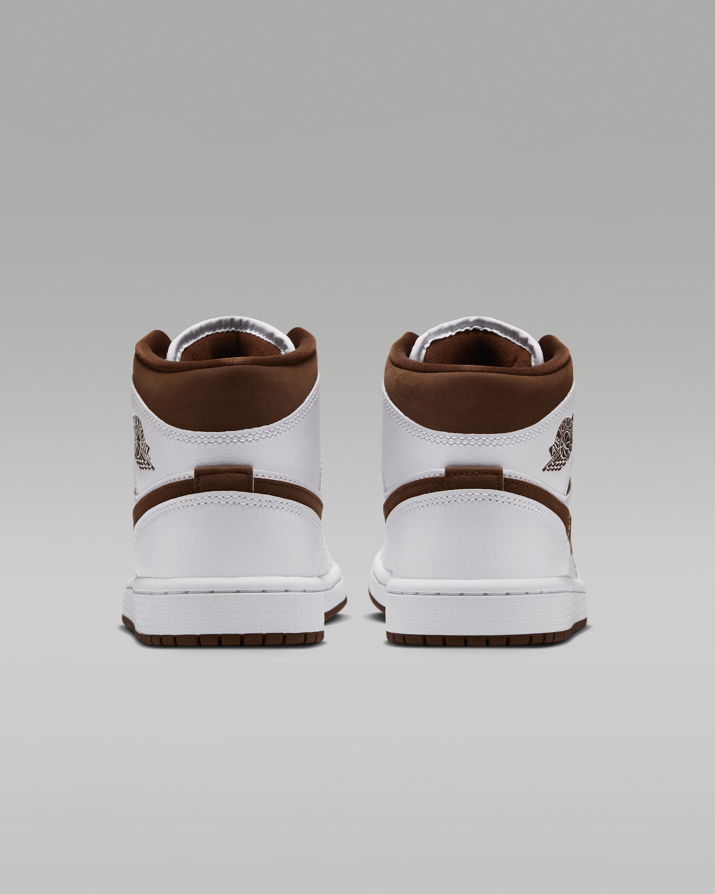 Air Jordan 1 Mid Women's Shoes - White/Cacao Wow/Cacao Wow - View 6
