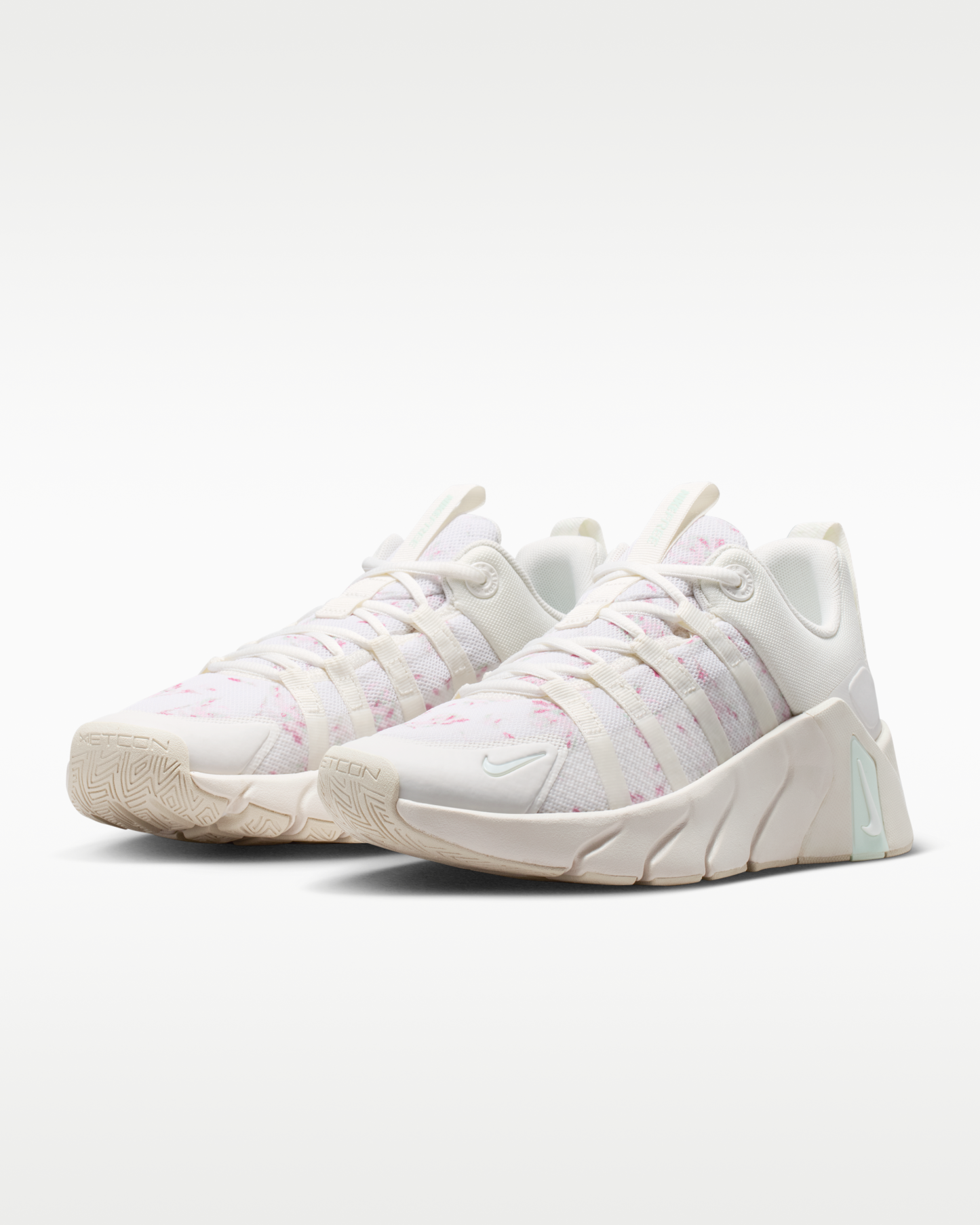 Nike Free Metcon 7 SE Women's Training Shoes - Sail/Light Orewood Brown/Barely Green - View 5