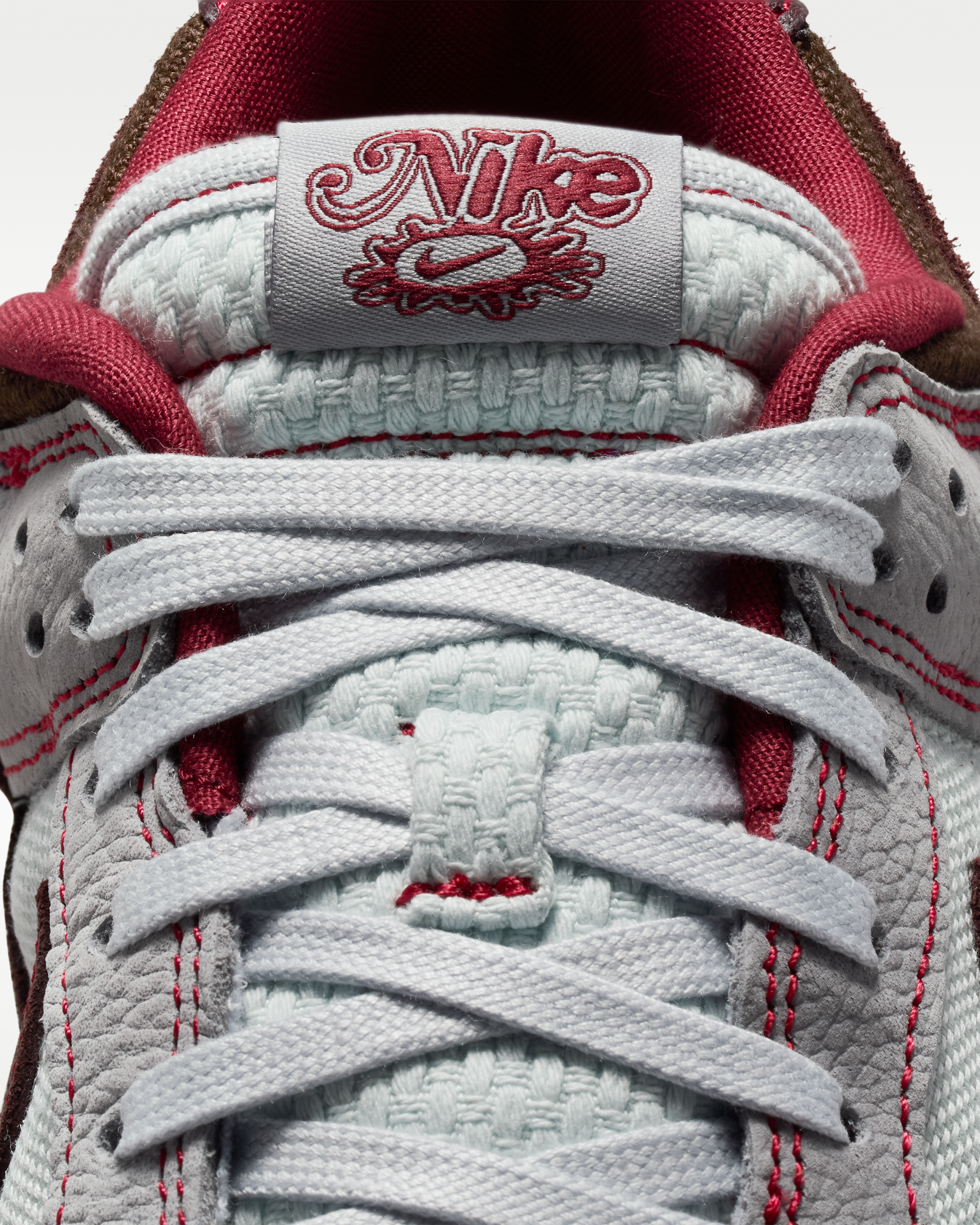 Nike Dunk Low Retro SE Men's Shoes - Pure Platinum/Wolf Grey/Team Red/Burgundy Crush - View 9