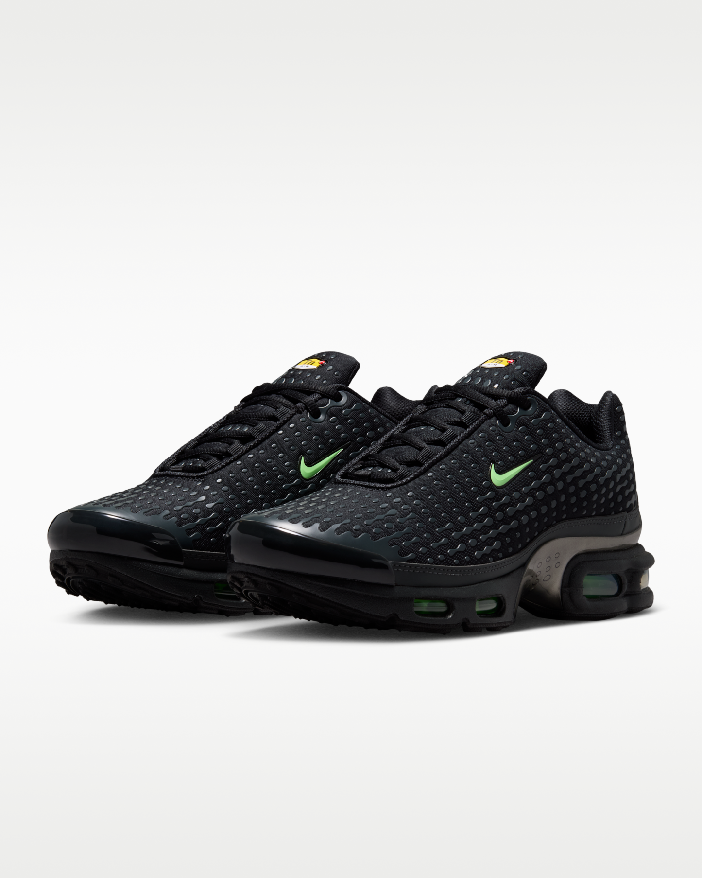 Nike Air Max Plus VII Men's Shoes - Black/Dark Smoke Grey/Metallic Pewter/Illusion Green - View 5