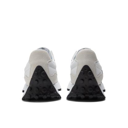 New Balance 327, MS327CWB