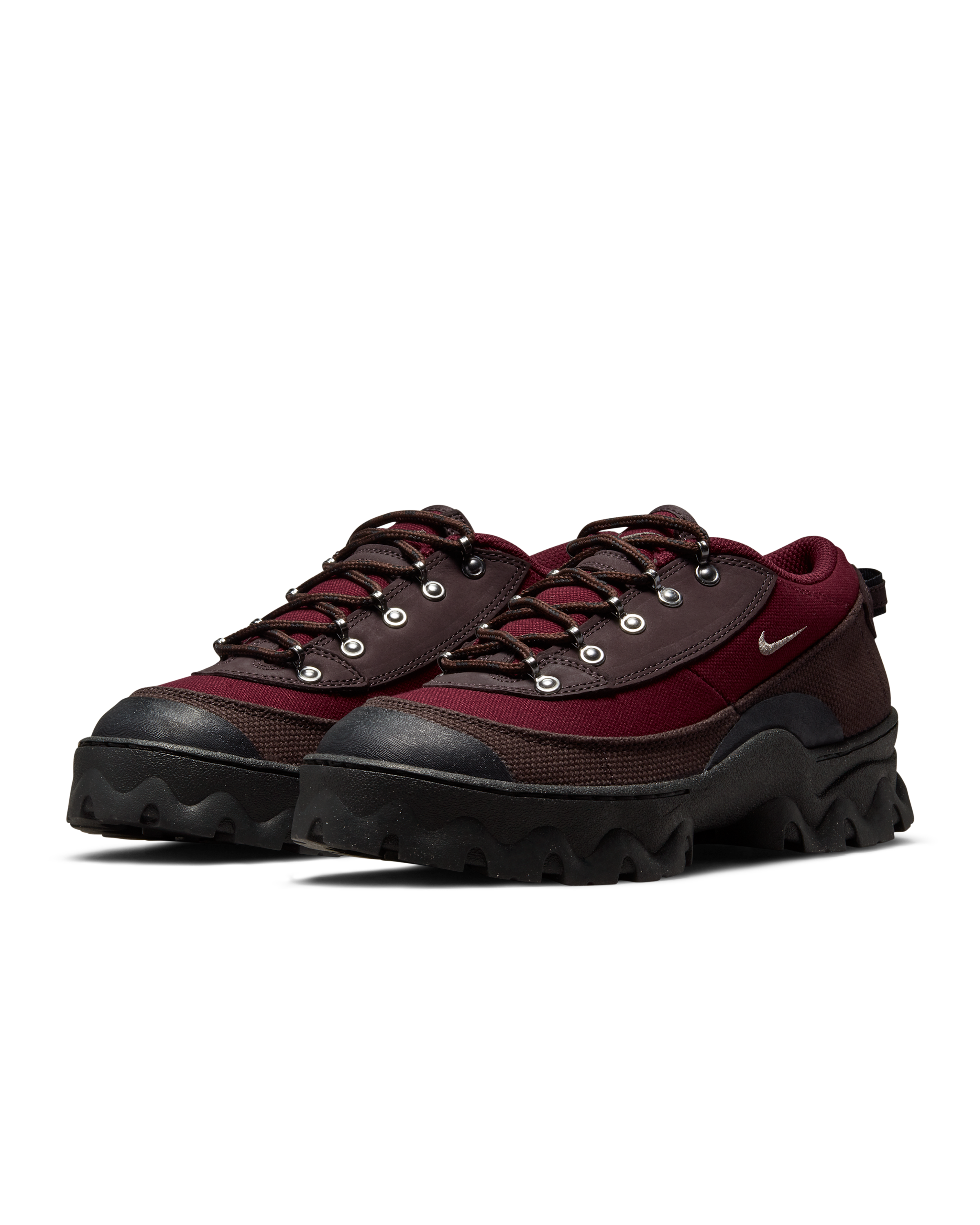 Nike Lahar Low Women's Shoe - Madeira/Dark Beetroot/Black/Smoke - View 5