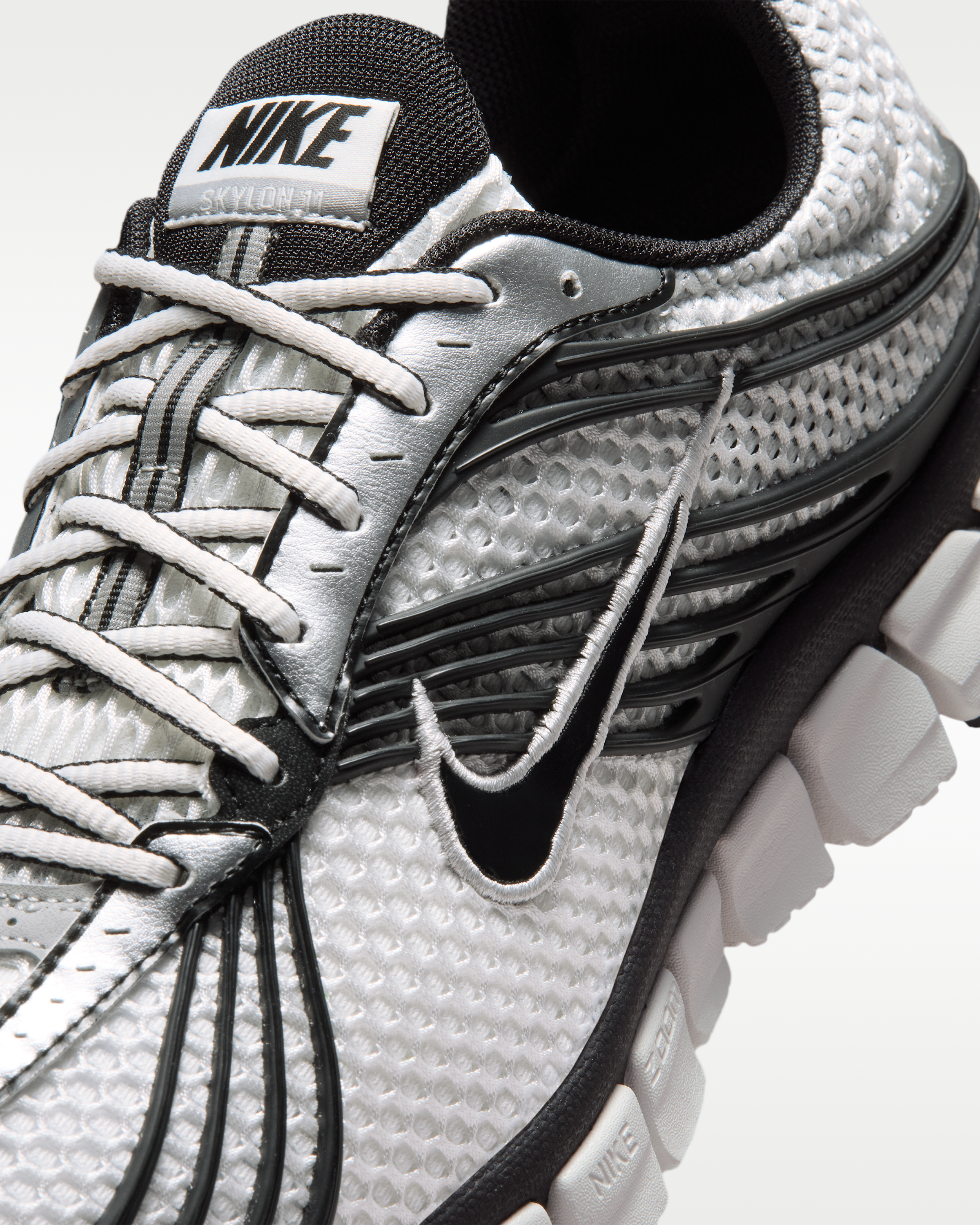 Nike Zoom Skylon 11 Men's Shoes - Summit White/Black/Light Smoke Grey/Metallic Silver - View 7