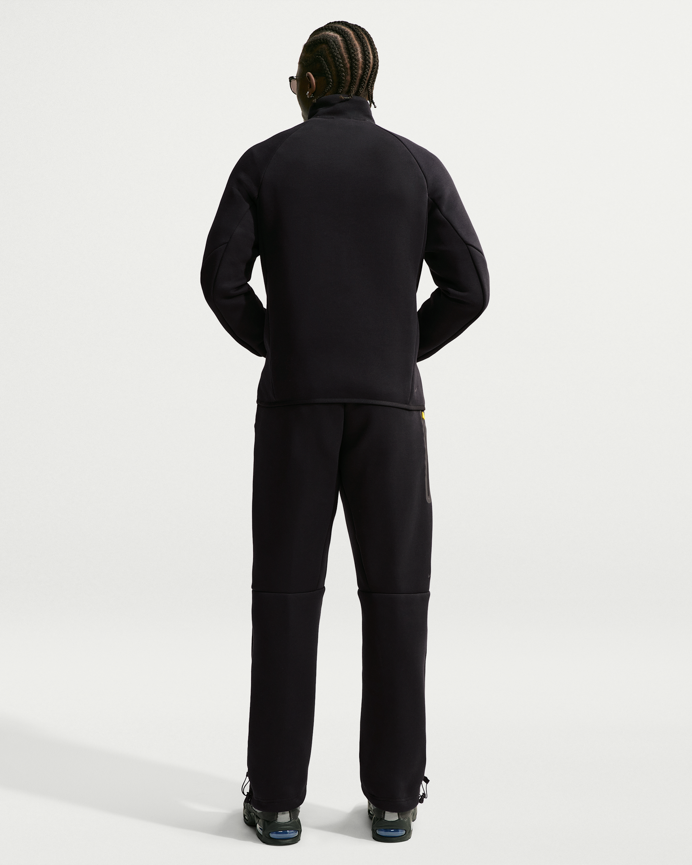 Nike Tech Men's Open-Hem Fleece Trousers - Black - View 5