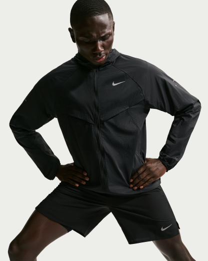 Nike Stride Men's Repel UV Running Jacket - Black/Black - View 3