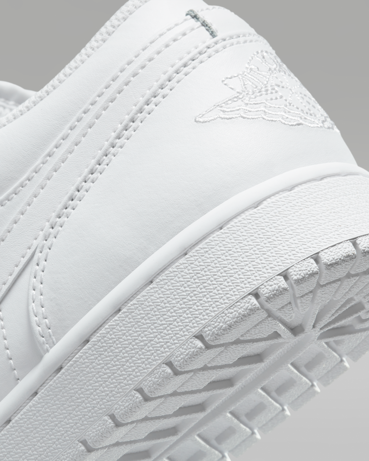 Air Jordan 1 Low Men's Shoes - White/White/White - View 8