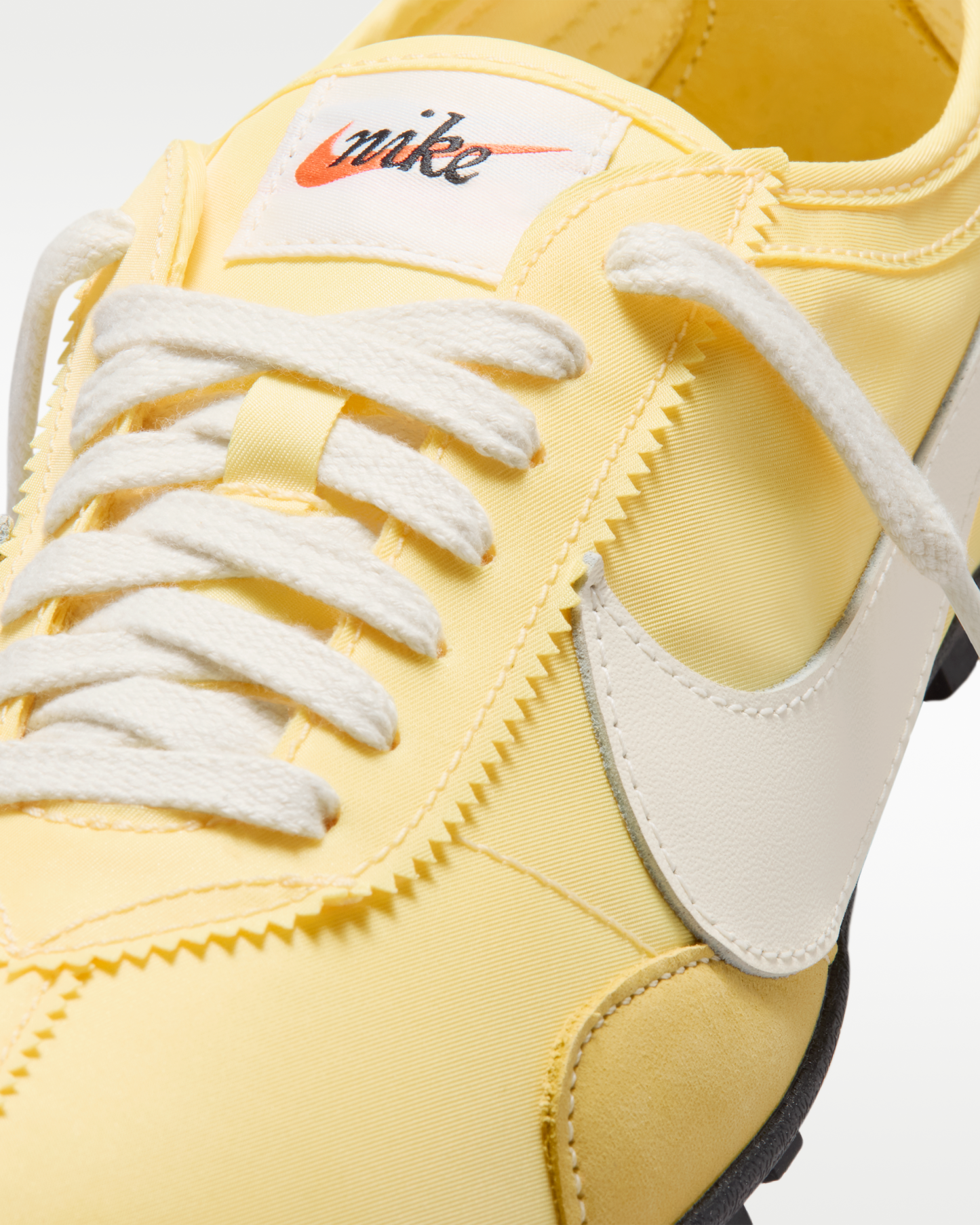 Nike Moon Shoe OG Women's Shoes - Soft Yellow/Black/Soft Pearl - View 7