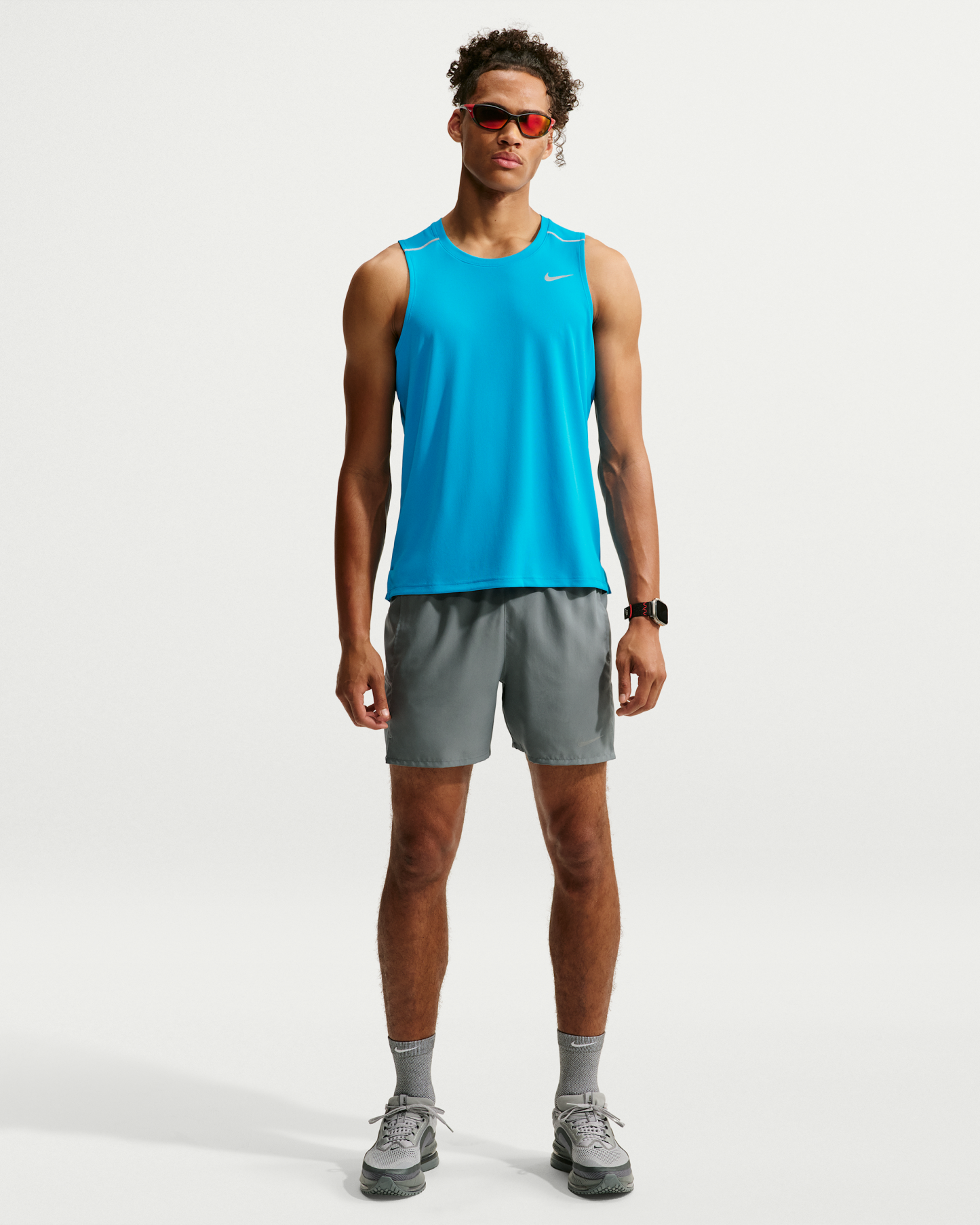 Nike Miler Men's Dri-FIT Running Tank Top - Light Current Blue - View 4