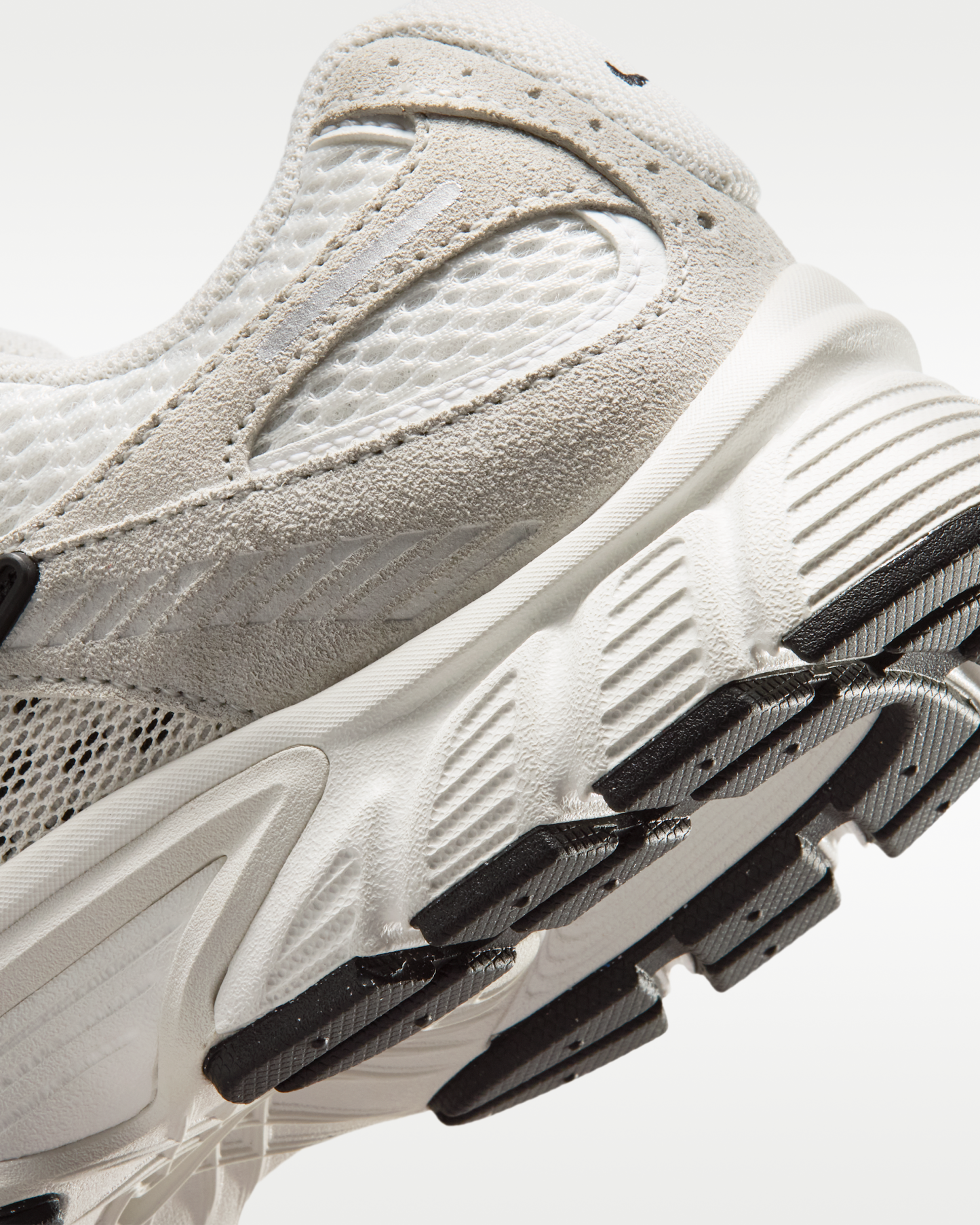 Nike V5 RNR Suede Women's Shoes - Summit White/Photon Dust/Summit White - View 8