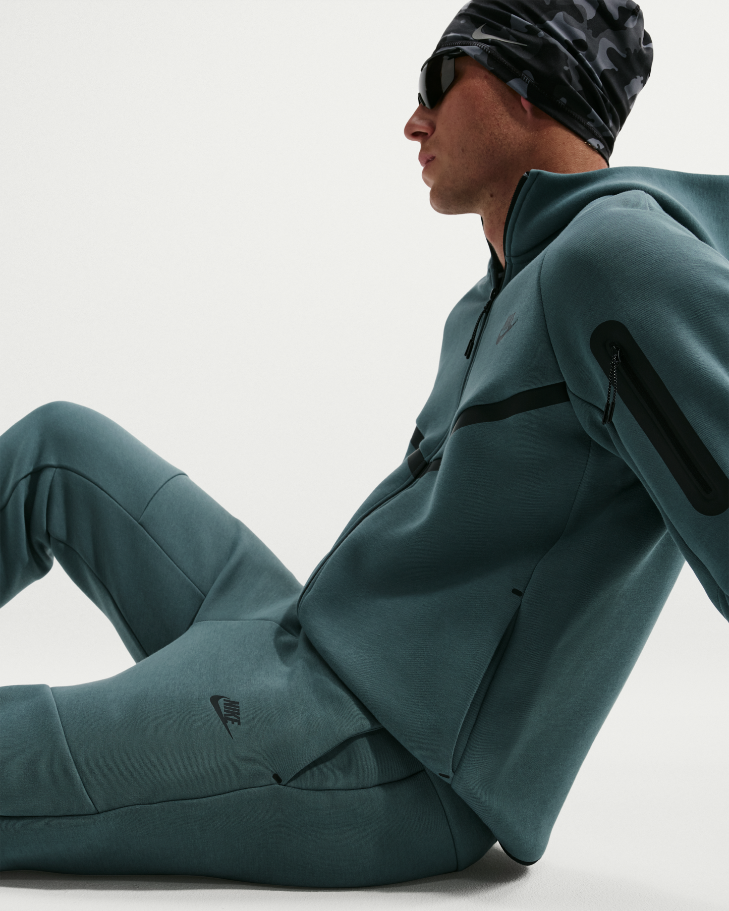 Nike Tech Men's Fleece Joggers - Mineral Slate/Black - View 4