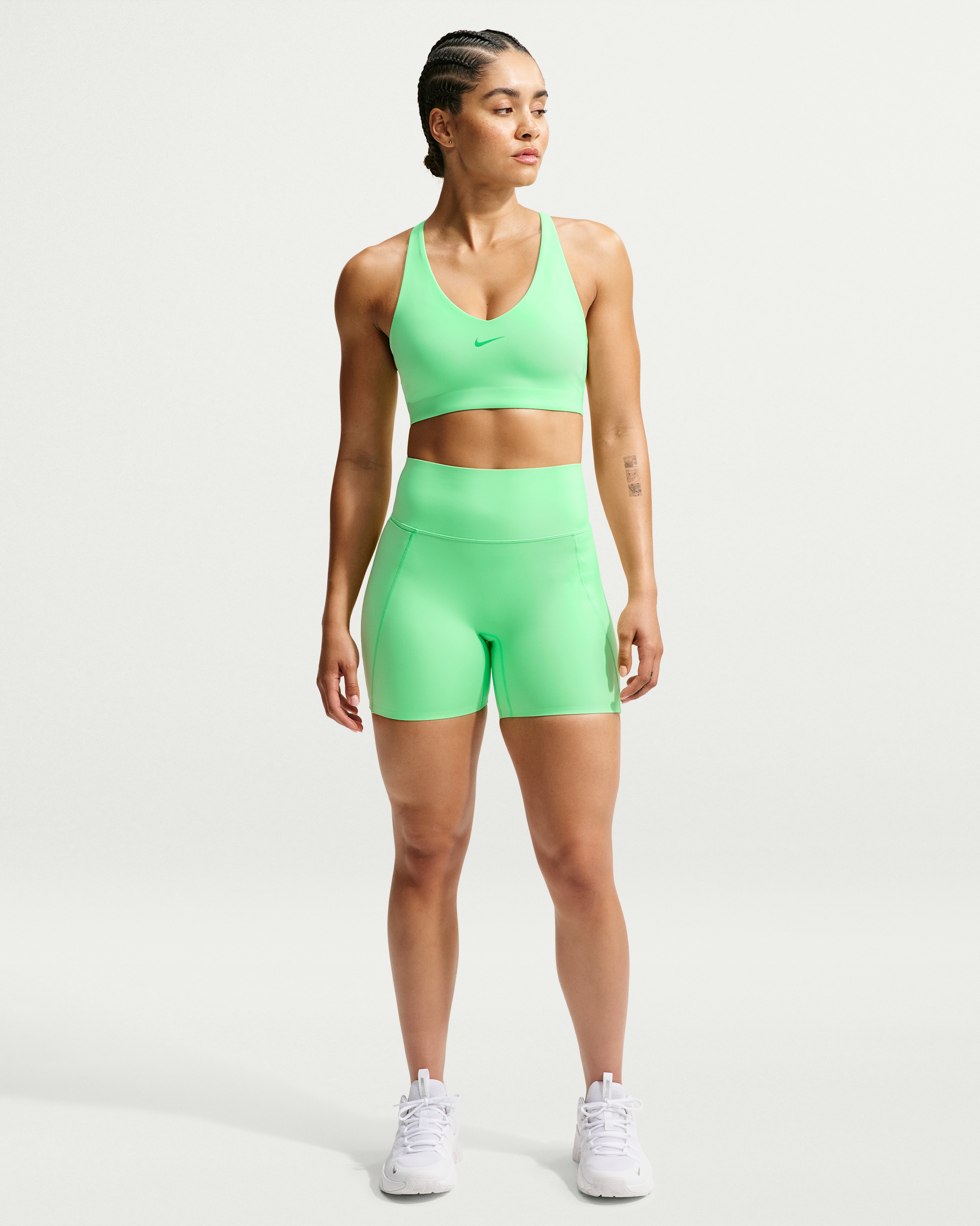 Nike Universa Women's Medium-Support Padded Sport Bra - Illusion Green/Light Green Spark/Green Spark - View 4