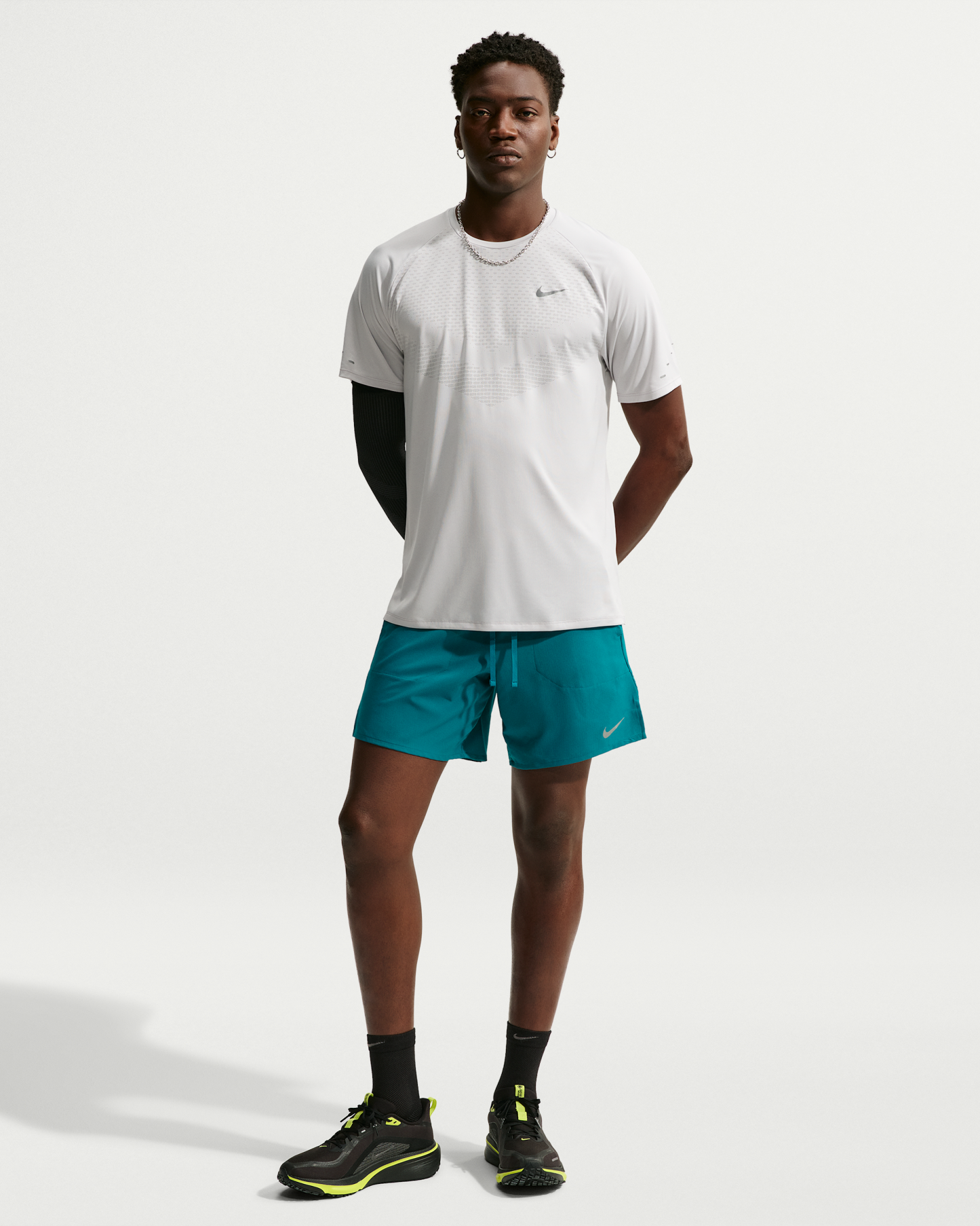 Nike Stride Men's Dri-FIT 18cm (approx.) Briefs-Lined Running Shorts - Bright Spruce - View 1