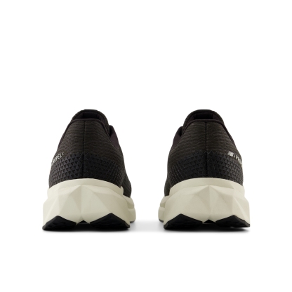 New Balance FuelCell Propel v5, MFCPRCB5