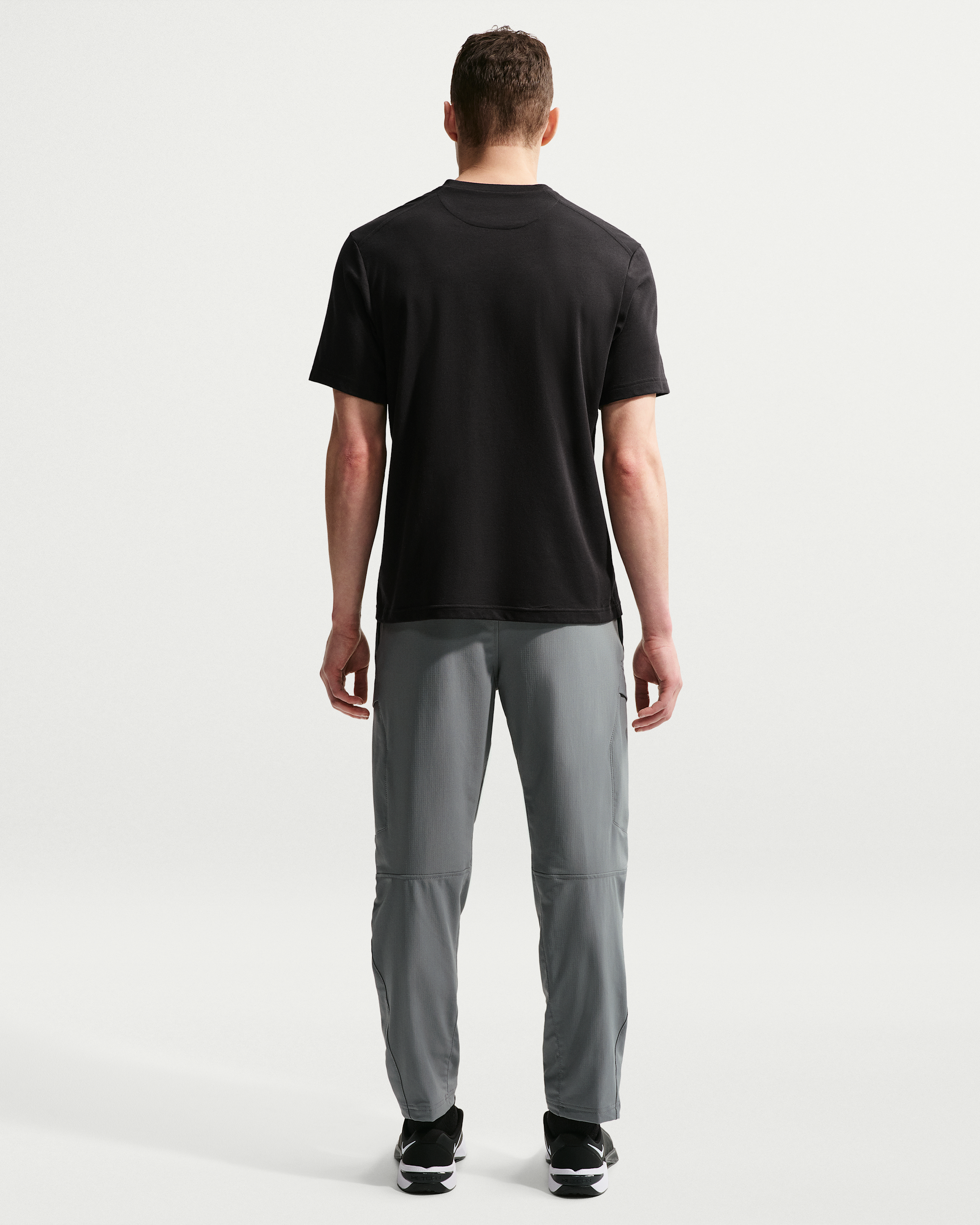 Nike Unlimited Men's Dri-FIT Versatile Cargo Trousers - Smoke Grey/Black/Smoke Grey - View 5