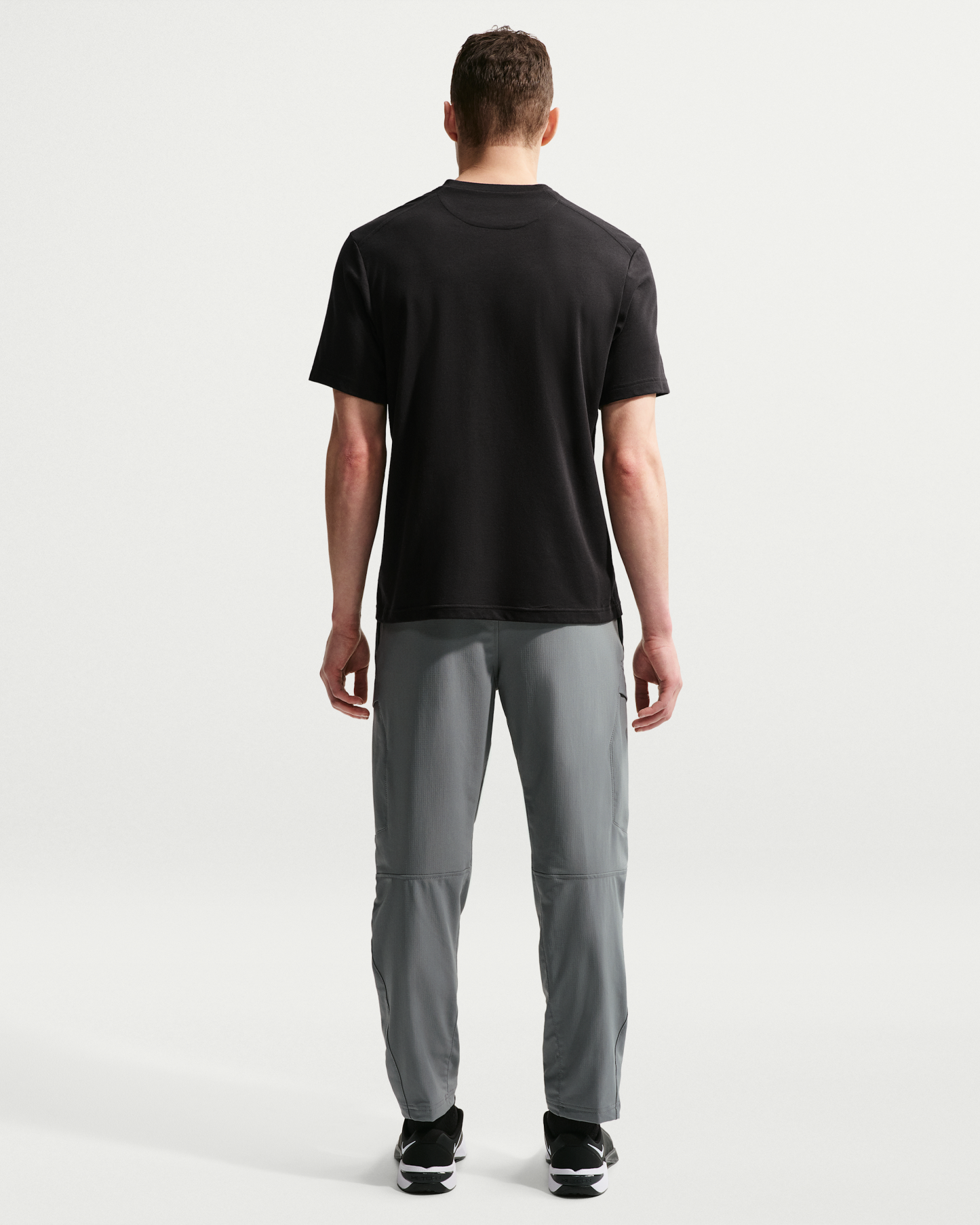 Nike Unlimited Men's Dri-FIT Versatile Cargo Trousers - Smoke Grey/Black/Smoke Grey - View 5