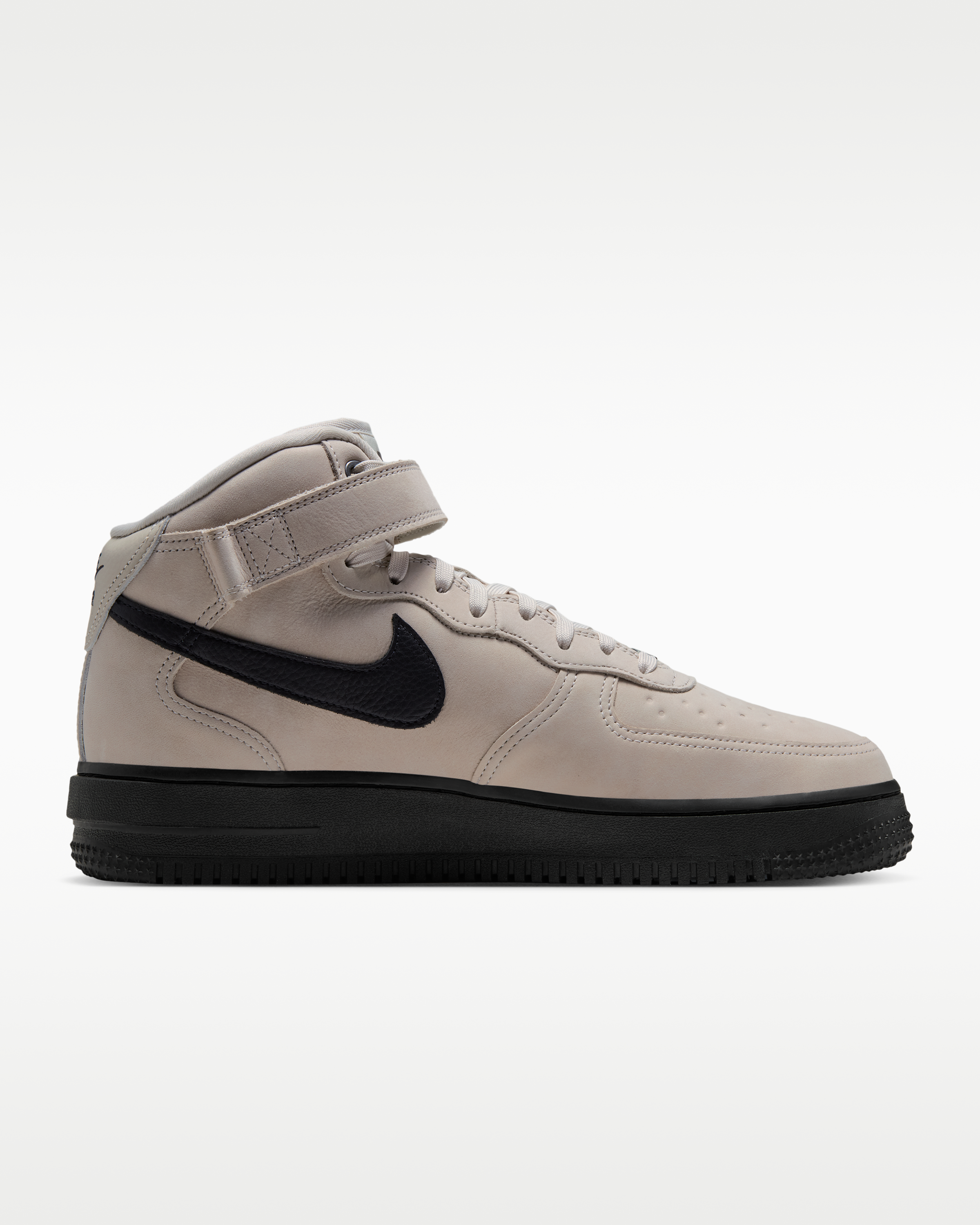 Nike Air Force 1 Mid '07 GORE-TEX Vibram® Men's Shoes - Summit White/Blue Tint/Black - View 3