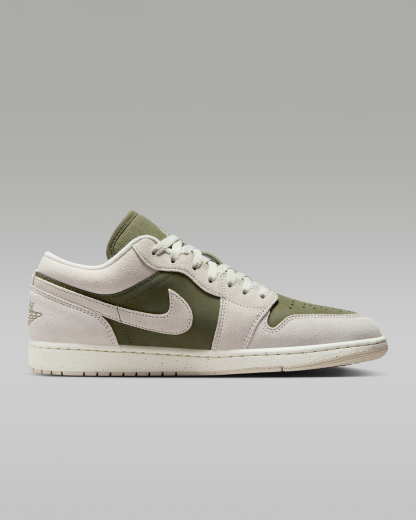 Air Jordan 1 Low SE Men's Shoes - Medium Olive/Sail/Light Orewood Brown - View 3
