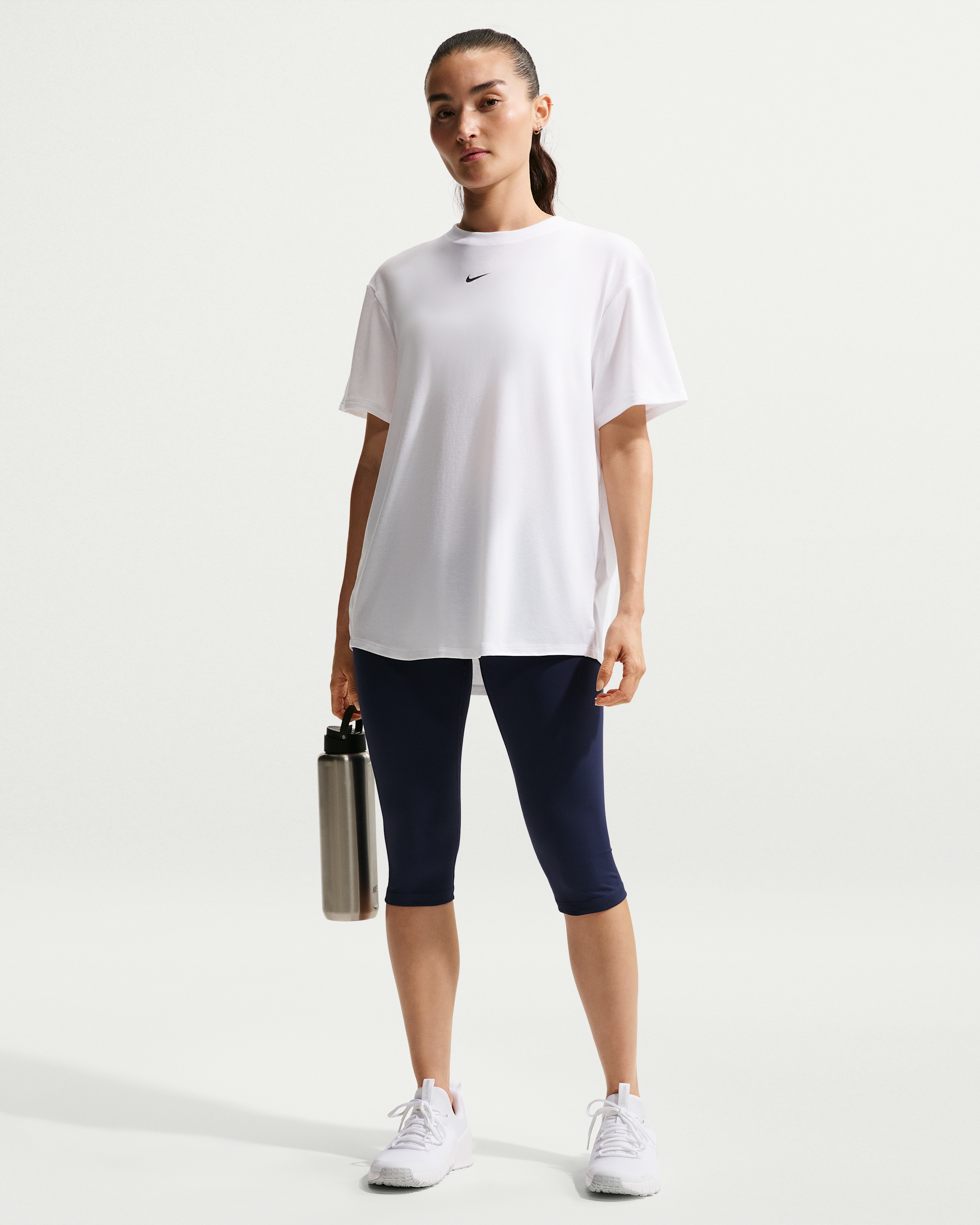 Nike One Relaxed Women's Dri-FIT Short-Sleeve Top - White/Black - View 4