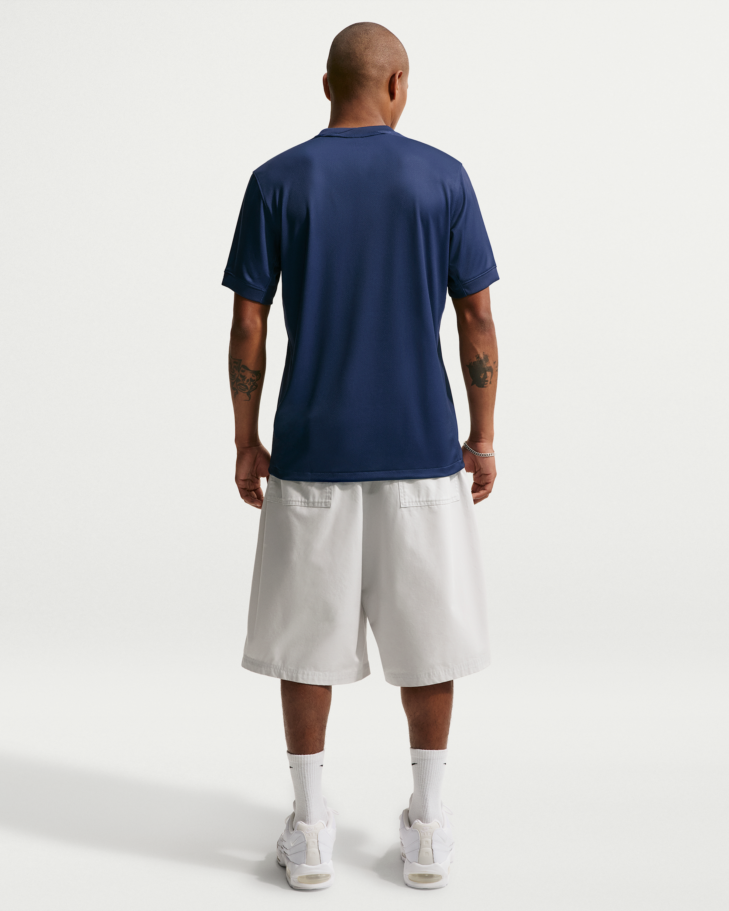 Paris Saint-Germain 2025/26 Stadium Home Men's Nike Dri-FIT Football Replica Shirt - Midnight Navy/Midnight Navy/White - View 5