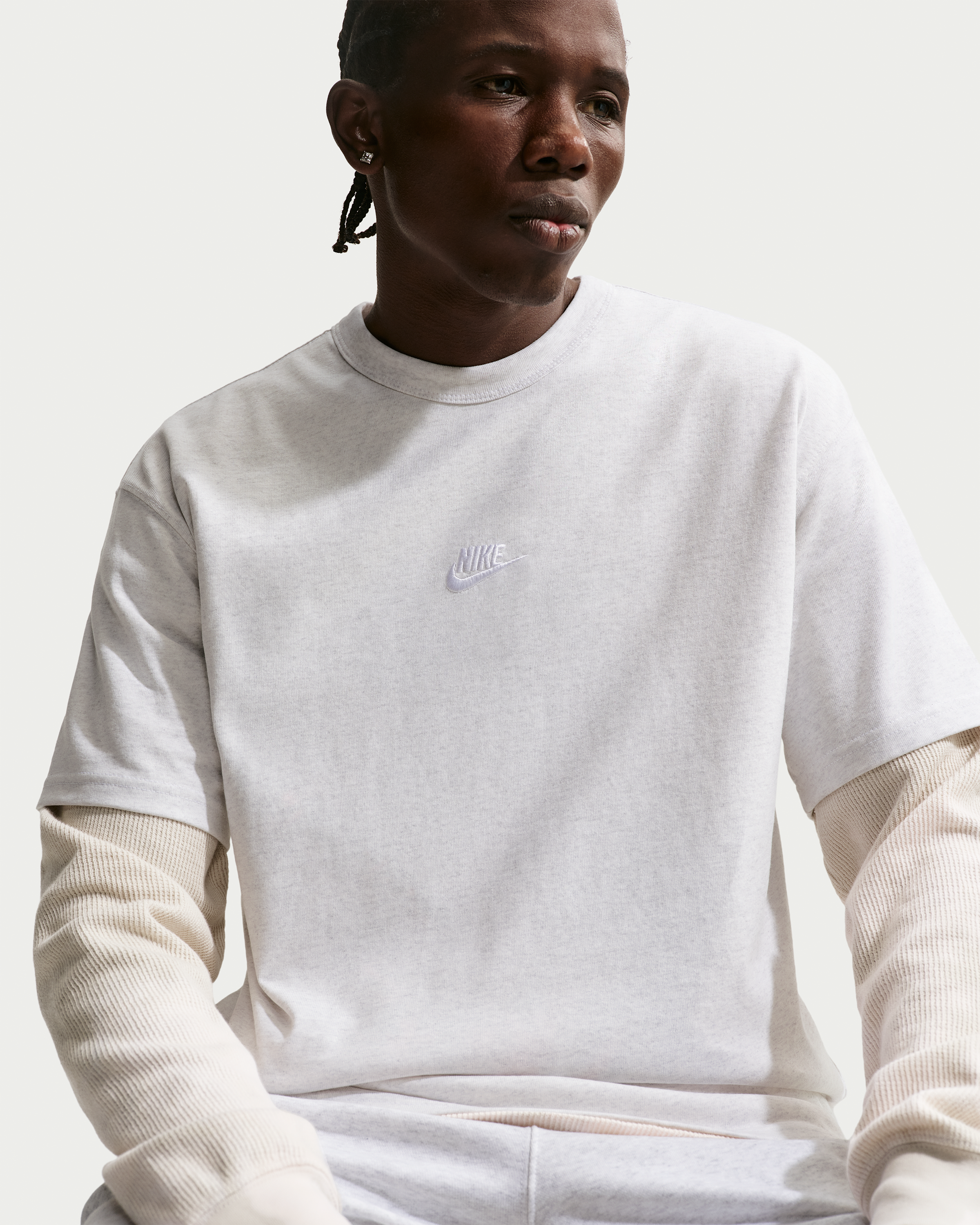 Nike Sportswear Premium Essentials Men's T-Shirt - Birch Heather - View 3
