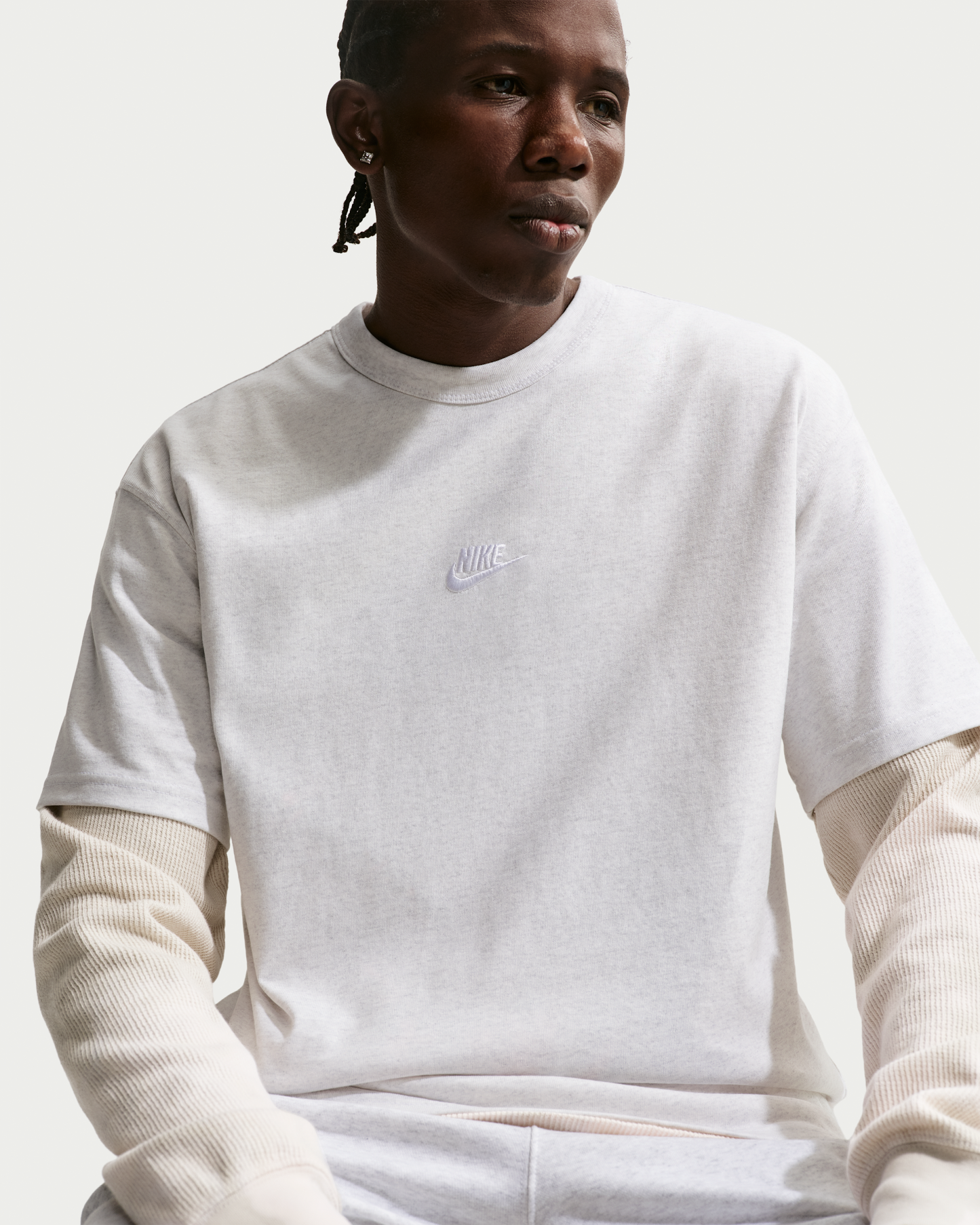 Nike Sportswear Premium Essentials Men's T-Shirt - Birch Heather - View 3