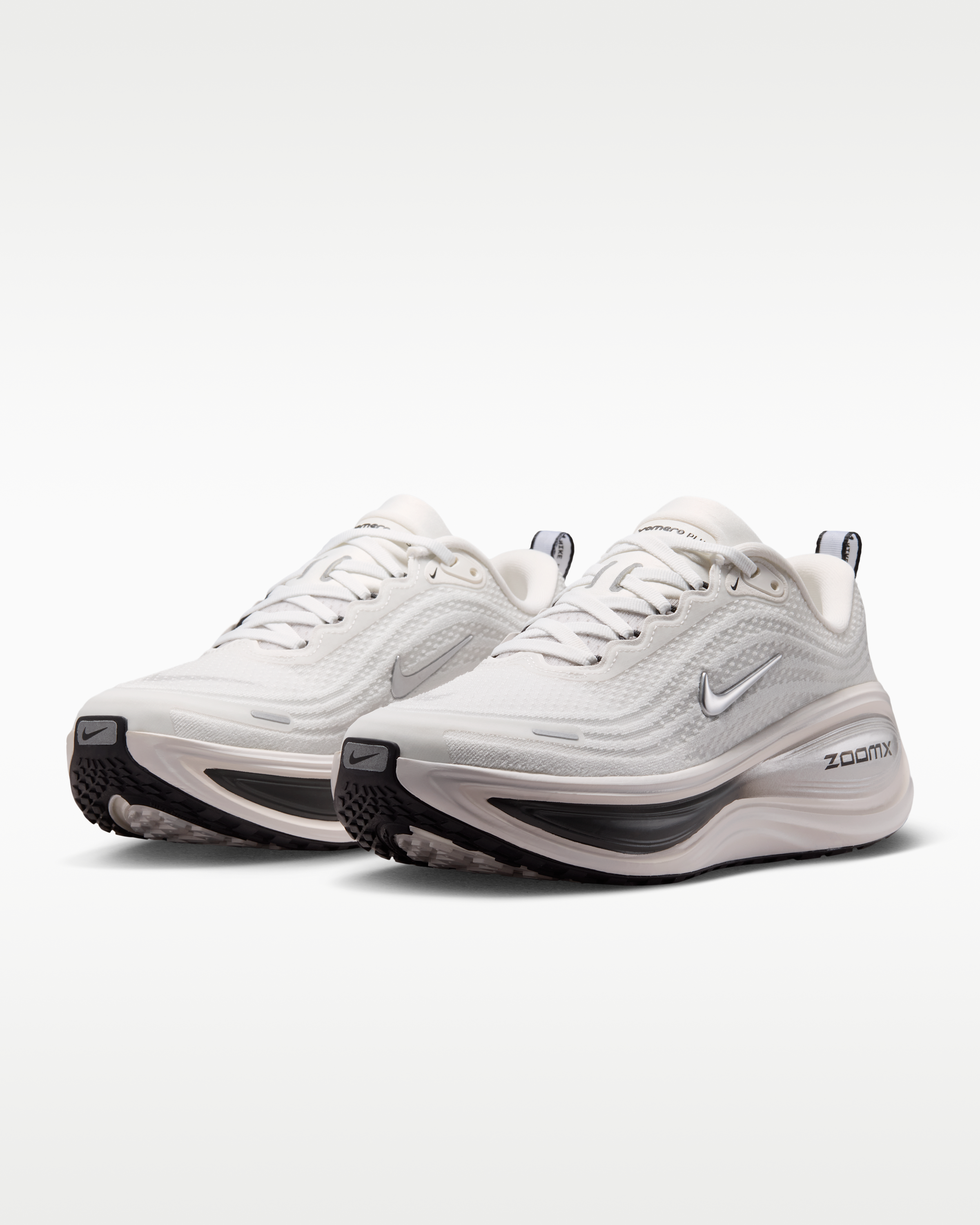 Nike Vomero Plus Women's Road Running Shoes - Summit White/Sail/Anthracite/Metallic Silver - View 5