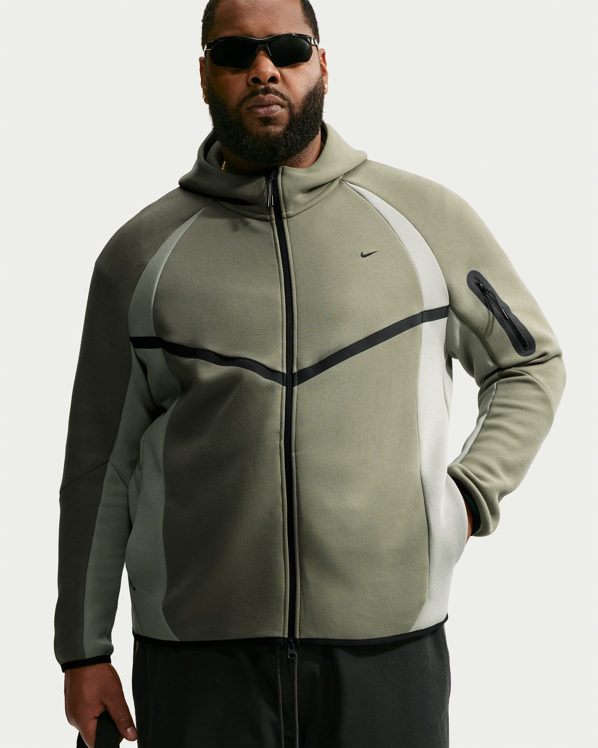 Nike Tech Men's Colour-Block Full-Zip Fleece Windrunner Jacket - Silver Sage/Jade Horizon/Black - View 6