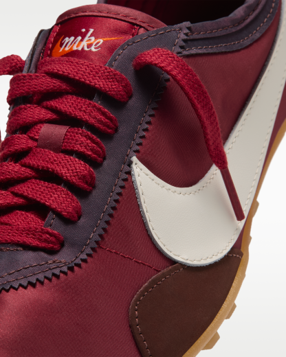 Nike Moon Shoe Women's Shoes - Mystic Dates/Tough Red/Gum Light Brown/Sail - View 7
