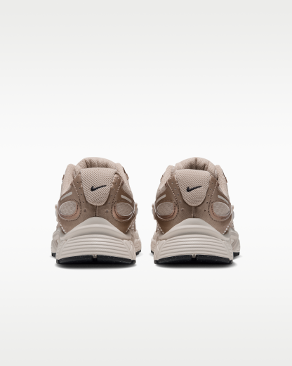 Nike V5 RNR Premium Women's Shoes - Sand Drift/Blur/Light Orewood Brown/Off-Noir - View 6