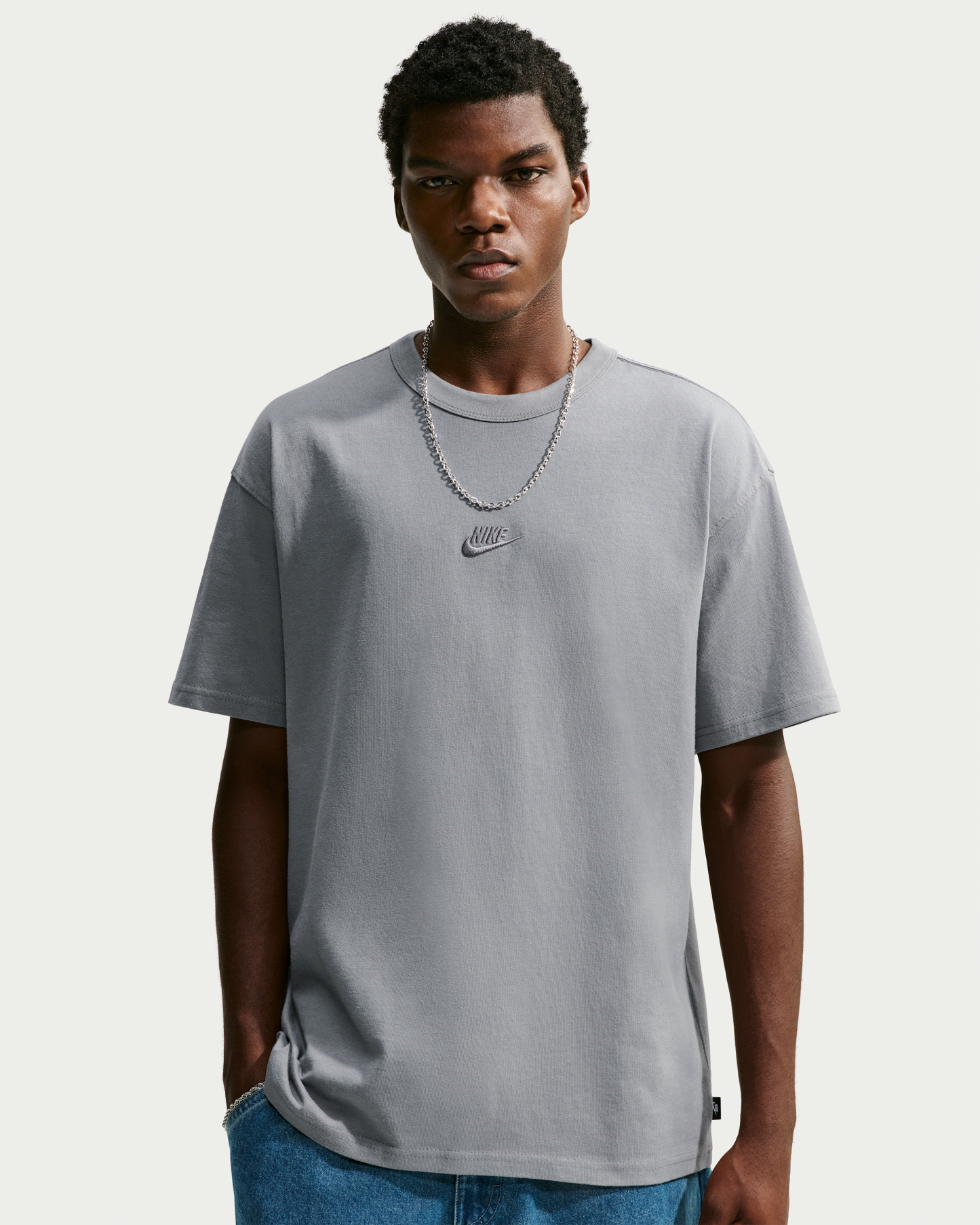 Nike Sportswear Premium Essentials Men's T-Shirt - Cool Grey - View 3