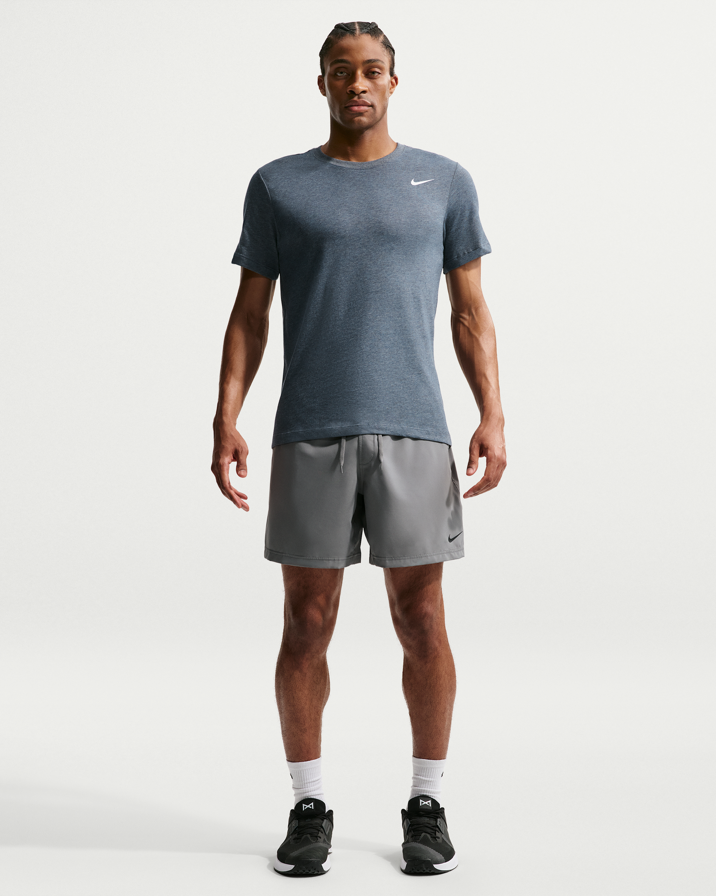 Nike Dri-FIT Men's Fitness T-Shirt - Obsidian Heather/Matte Silver - View 4
