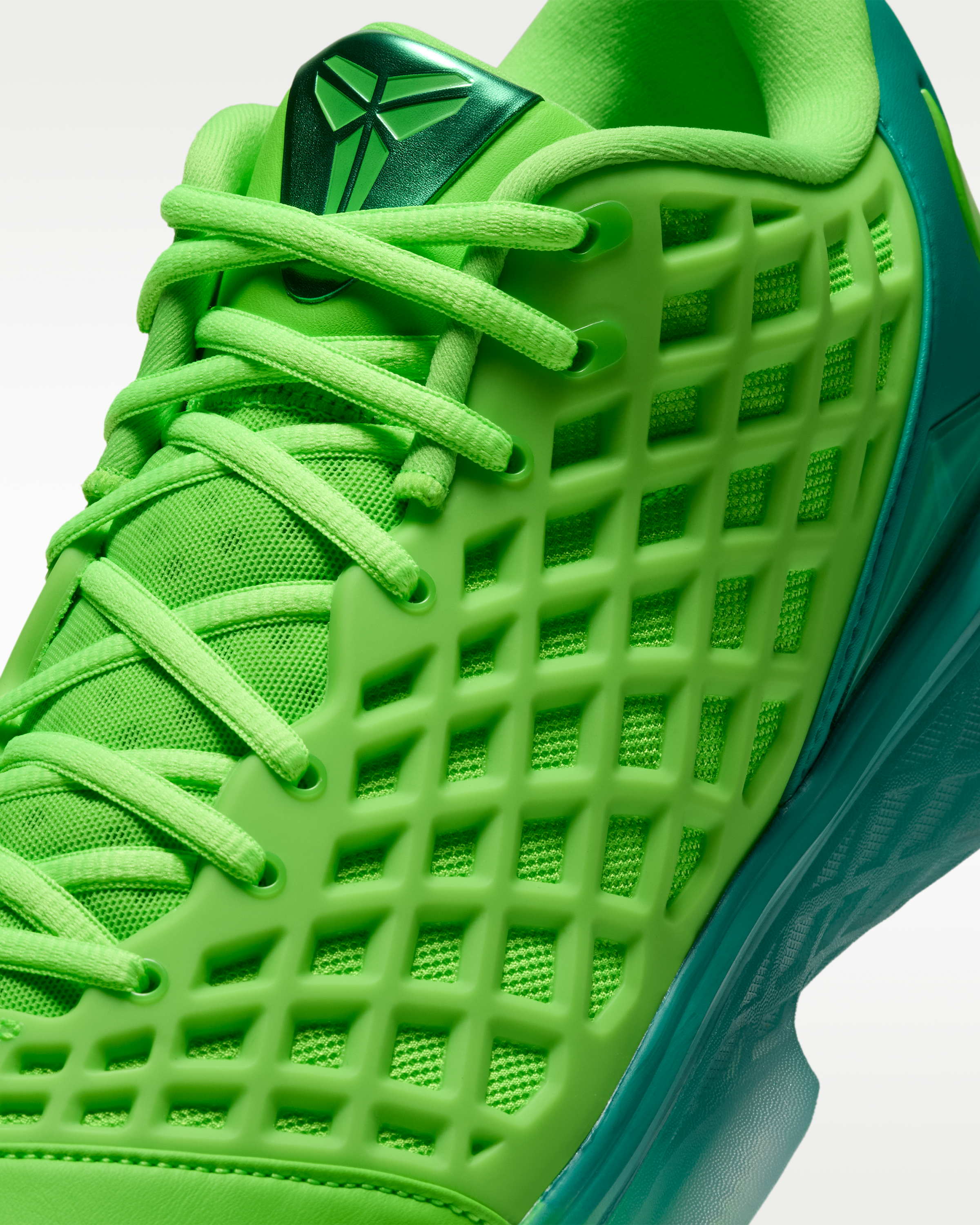 Kobe III Low Protro Men's Basketball Shoes - Electric Green/Stadium Green - View 7