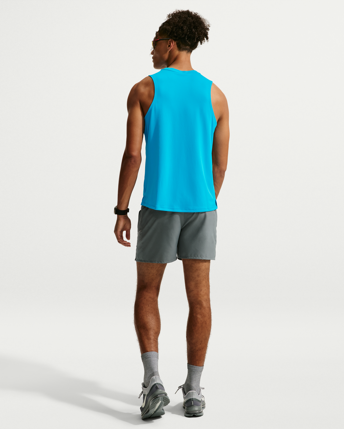 Nike Miler Men's Dri-FIT Running Tank Top - Light Current Blue - View 5
