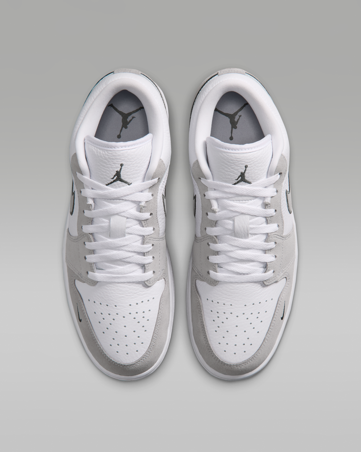 Air Jordan 1 Low SE Men's Shoes - White/Iron Grey/Wolf Grey - View 4