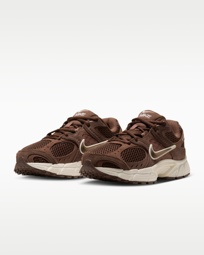 Nike V5 RNR Suede Women's Shoes - Cacao Wow/Infinite Sable/Soft Pearl/Cacao Wow - View 5