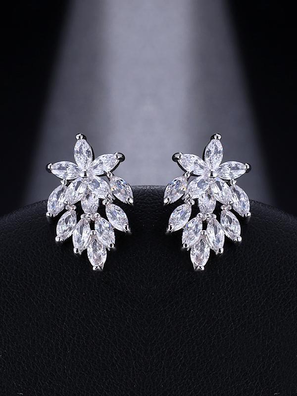 Fashion Simple Zirconia Flower Stud Earrings