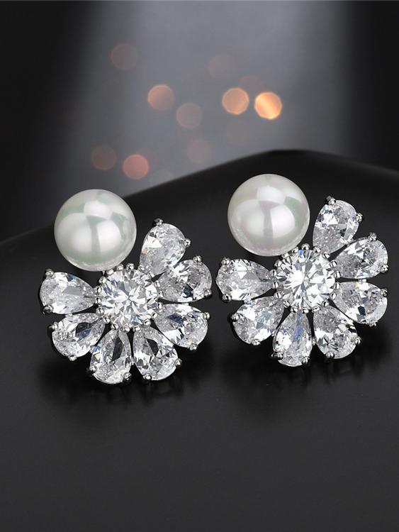 Snowflake Zirconia Imitation Pearl Earrings