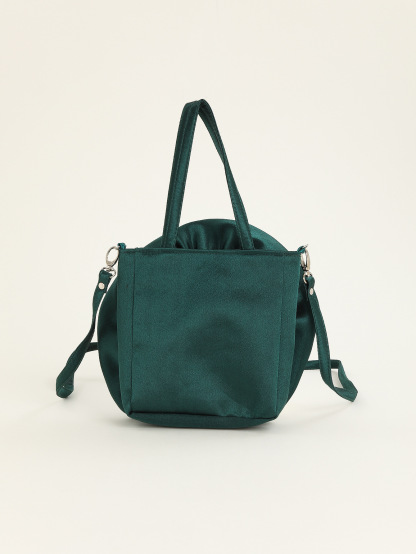 Three-dimensional Rose Tote Bag