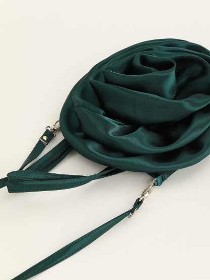 Three-dimensional Rose Tote Bag