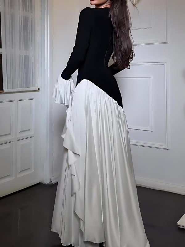 Round Neck Temperament Flare Sleeve Dress