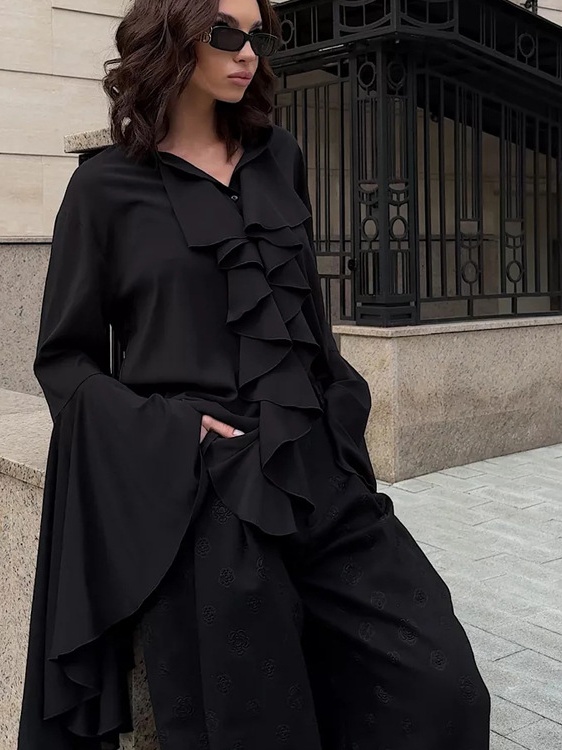 Chiffon V-neck Pleated Shirt