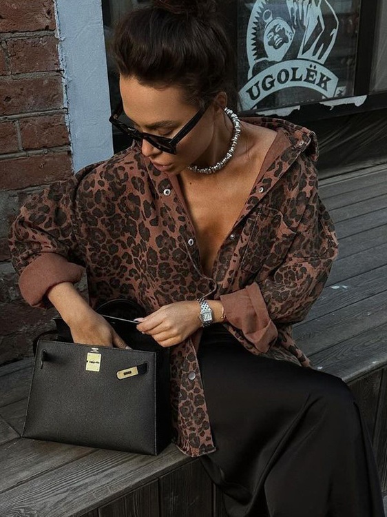 Retro-style Leopard Print Shirt